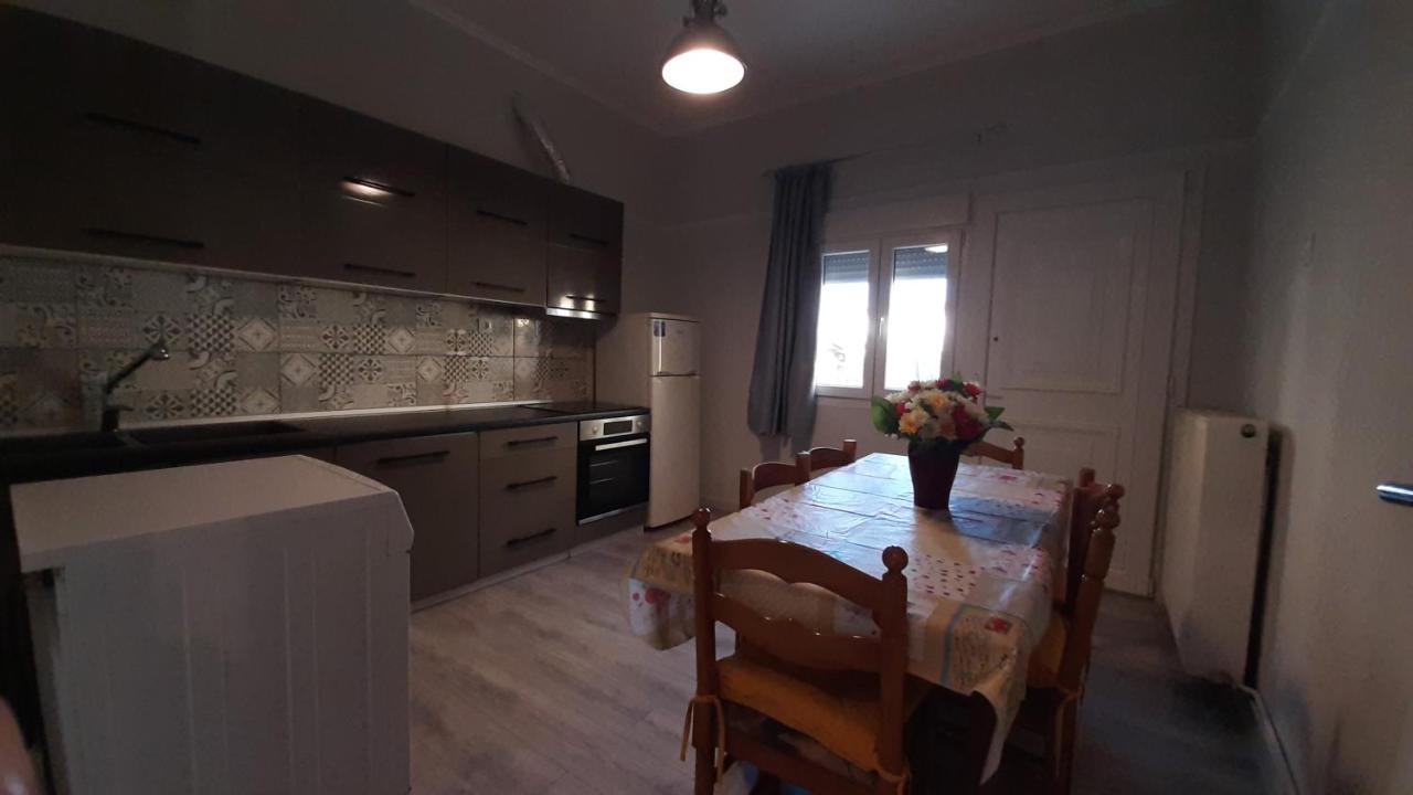 Irida Apartments Неа Скиони Екстериор снимка