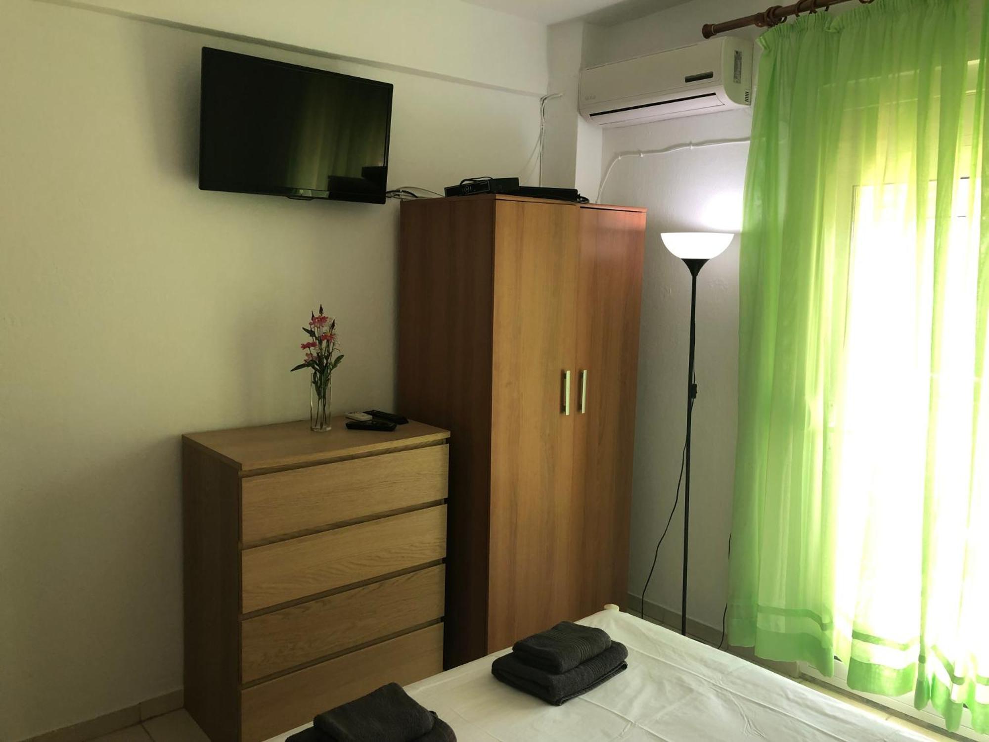 Irida Apartments Неа Скиони Стая снимка