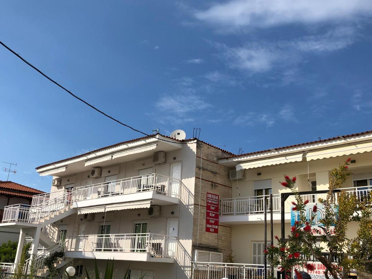 Irida Apartments Неа Скиони Екстериор снимка